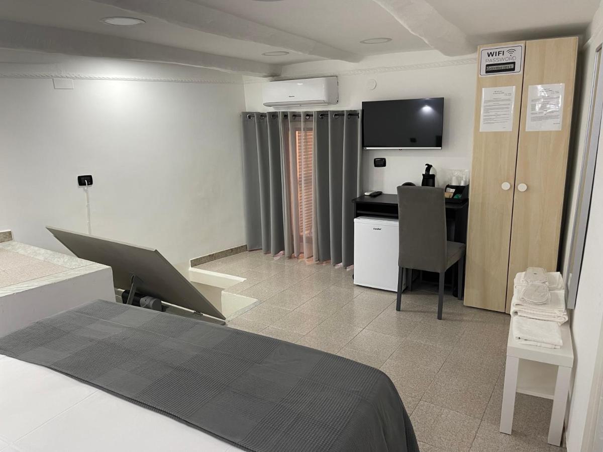 Bed and Breakfast Sott O Pont Napoli Экстерьер фото